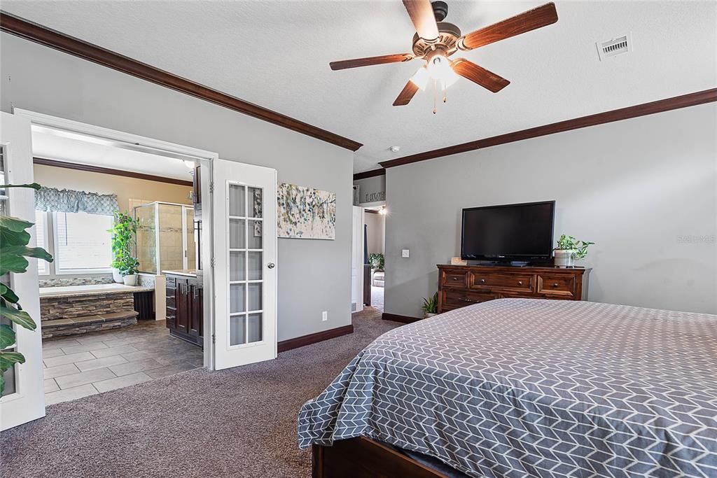 На продажу: $399,000 (4 спален, 2 ванн, 2295 Квадратных фут)