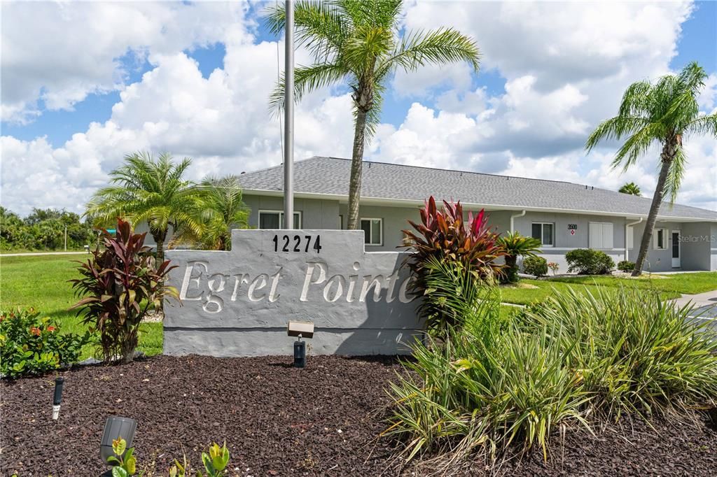 На продажу: $166,500 (2 спален, 2 ванн, 1064 Квадратных фут)