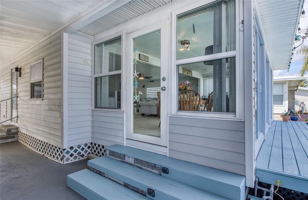 En Venta: $299,999 (2 camas, 2 baños, 1036 Pies cuadrados)