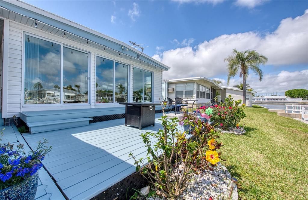 En Venta: $299,999 (2 camas, 2 baños, 1036 Pies cuadrados)