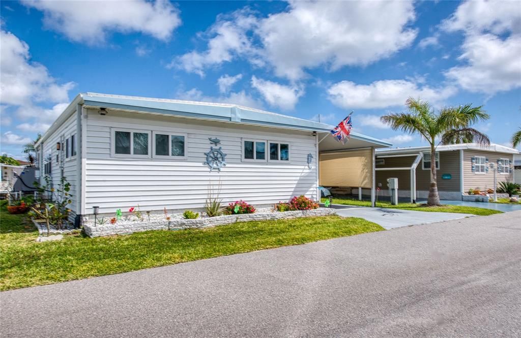 En Venta: $299,999 (2 camas, 2 baños, 1036 Pies cuadrados)