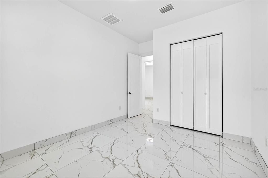 For Sale: $975,000 (4 beds, 3 baths, 3000 Square Feet)