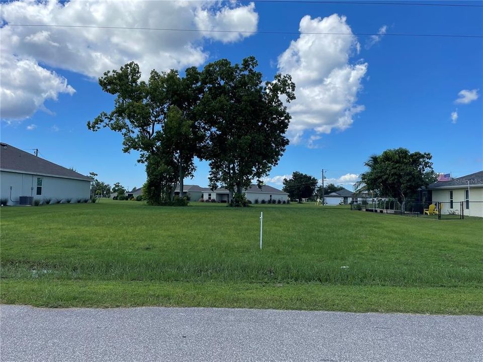 En Venta: $45,000 (0.22 acres)