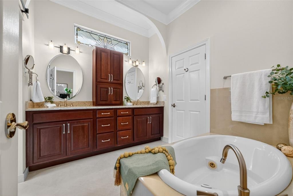 待售: $1,875,000 (4 贝兹, 3 浴室, 3442 平方英尺)