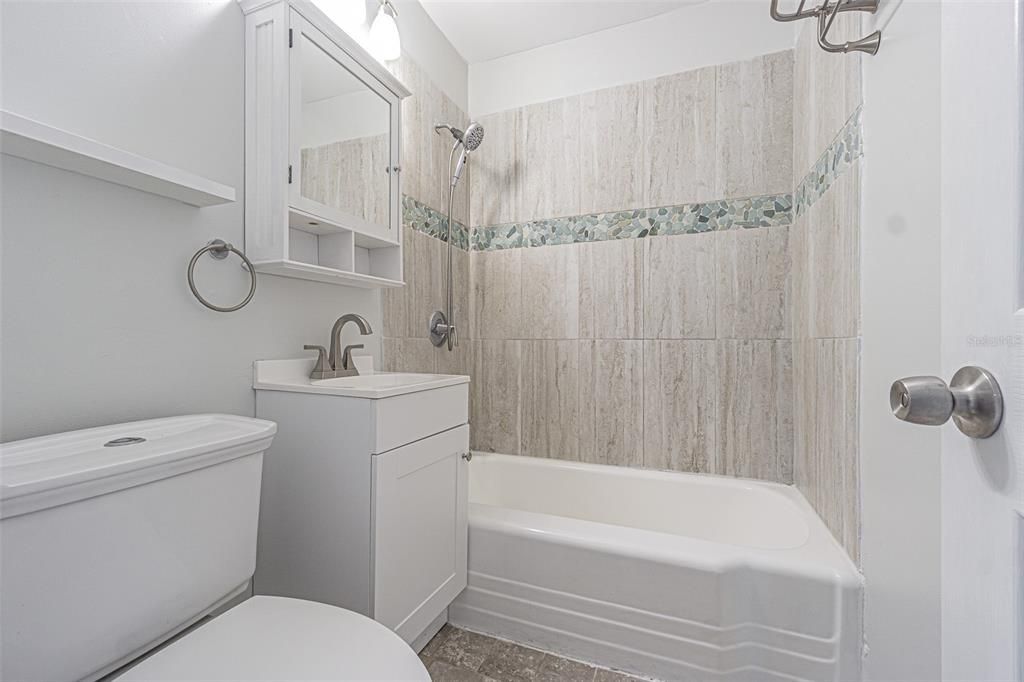 En Venta: $317,000 (3 camas, 1 baños, 1104 Pies cuadrados)