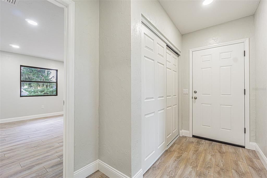 En Venta: $317,000 (3 camas, 1 baños, 1104 Pies cuadrados)