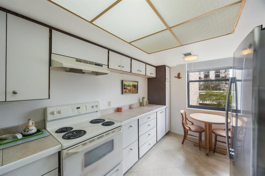 En Venta: $469,900 (2 camas, 2 baños, 1395 Pies cuadrados)