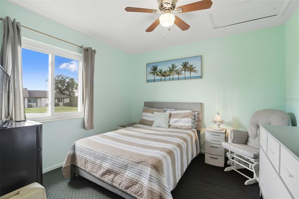 Activo con contrato: $300,000 (3 camas, 2 baños, 1348 Pies cuadrados)