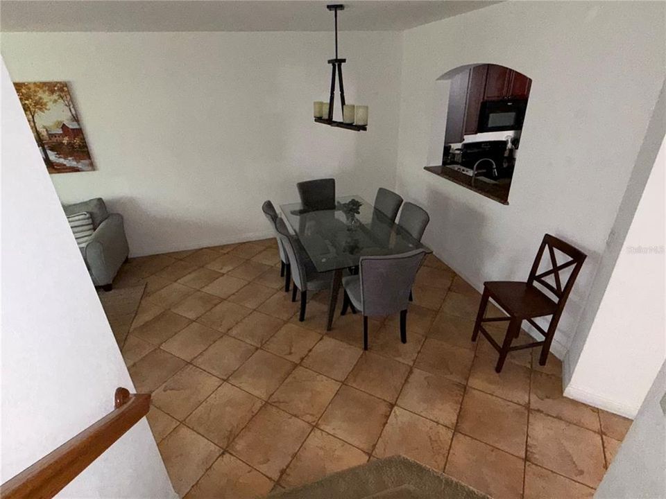 For Rent: $2,200 (3 beds, 2 baths, 1938 Square Feet)