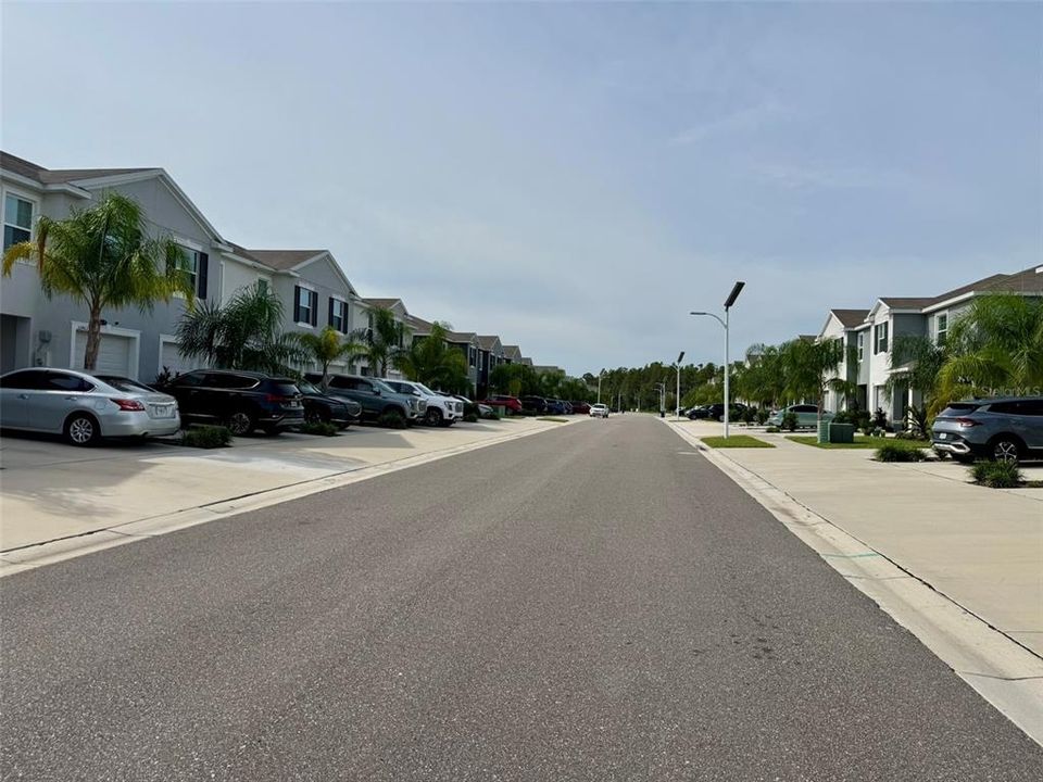 Active With Contract: $1,500 (3 beds, 2 baths, 1673 Square Feet)