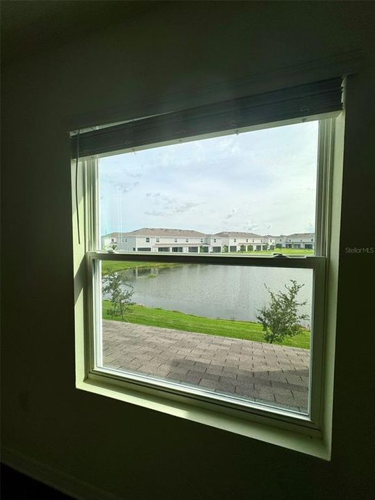 Active With Contract: $1,500 (3 beds, 2 baths, 1673 Square Feet)