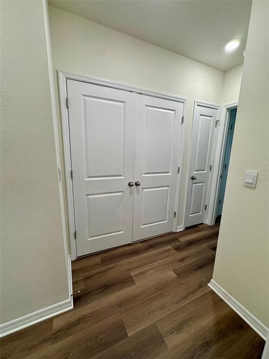 Active With Contract: $1,500 (3 beds, 2 baths, 1673 Square Feet)