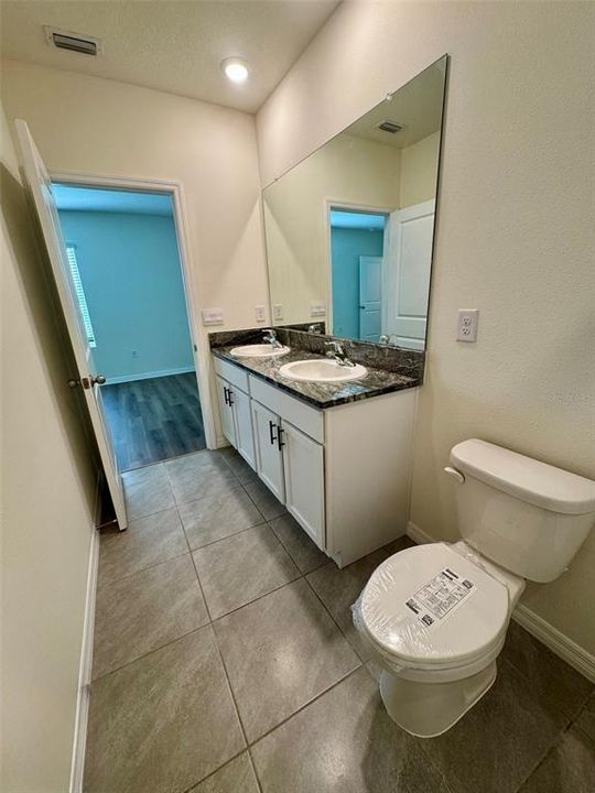 Active With Contract: $1,500 (3 beds, 2 baths, 1673 Square Feet)