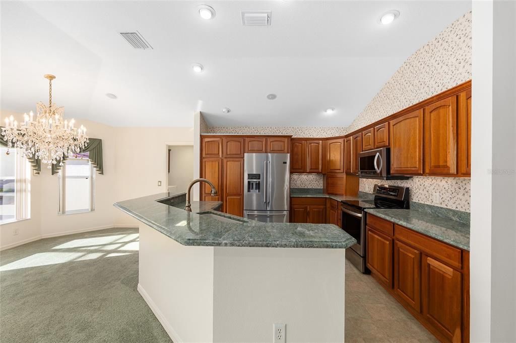 待售: $699,000 (3 贝兹, 3 浴室, 2252 平方英尺)