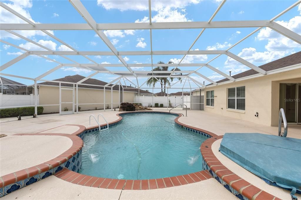 待售: $699,000 (3 贝兹, 3 浴室, 2252 平方英尺)