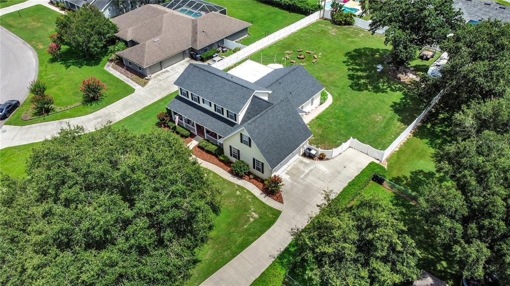 合同活跃: $599,900 (4 贝兹, 2 浴室, 2922 平方英尺)