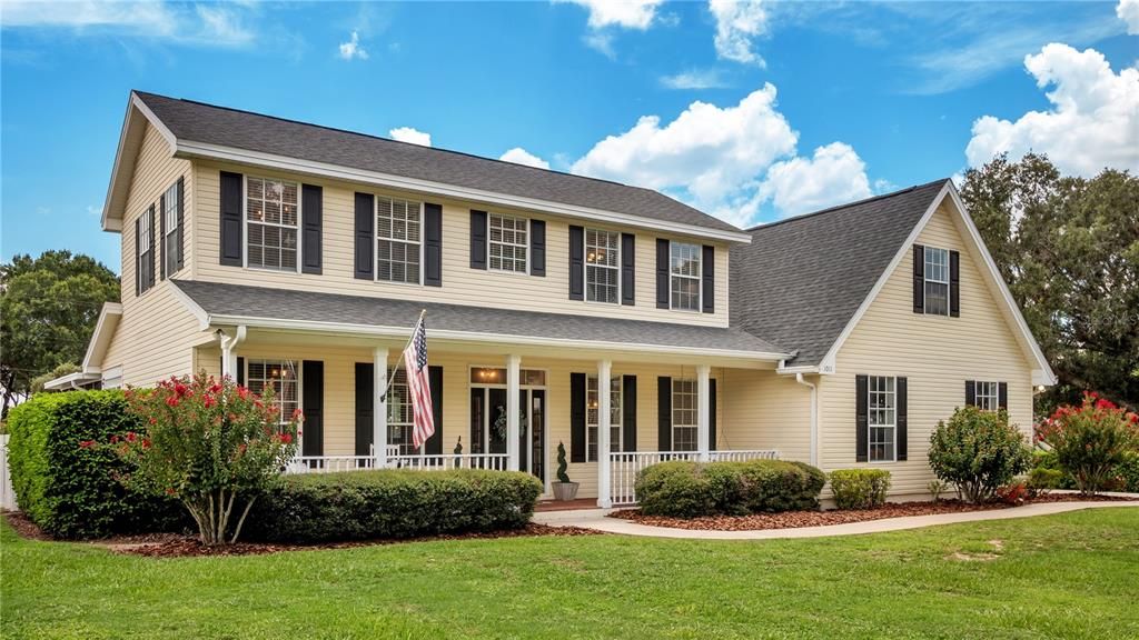 合同活跃: $599,900 (4 贝兹, 2 浴室, 2922 平方英尺)