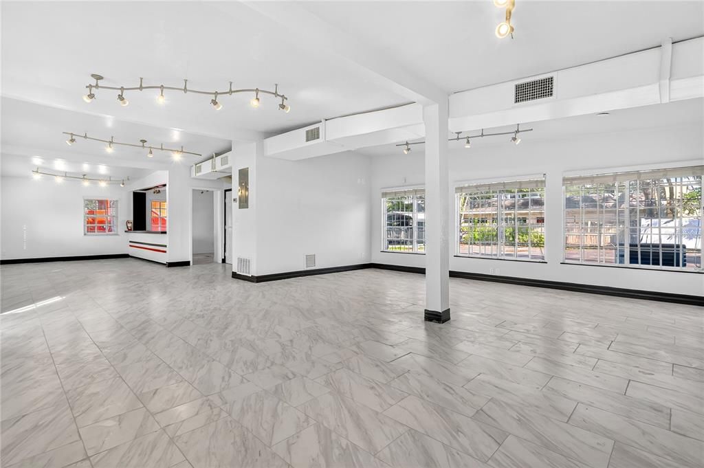 На продажу: $60,000 (0 спален, 0 ванн, 1626 Квадратных фут)