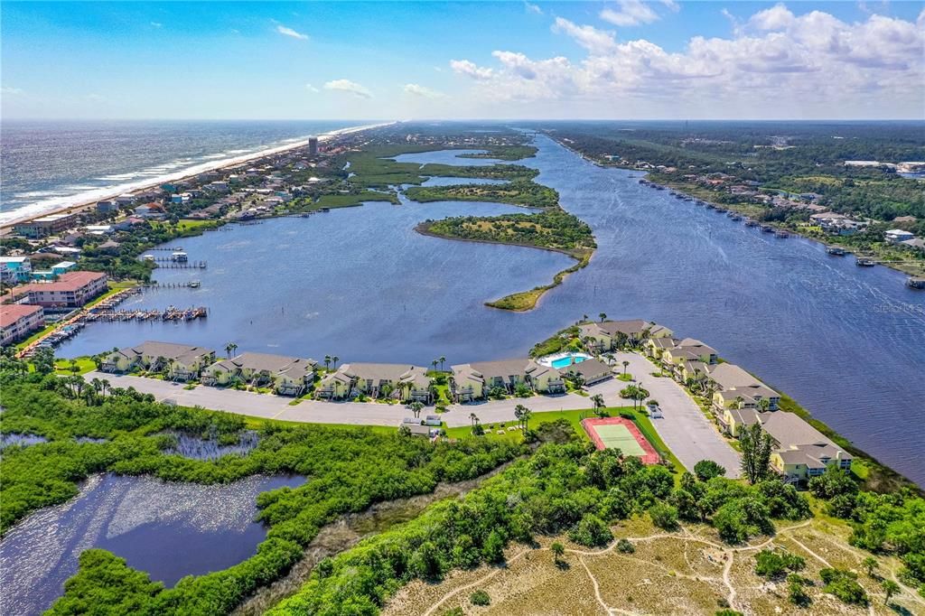 待售: $348,000 (2 贝兹, 2 浴室, 1140 平方英尺)