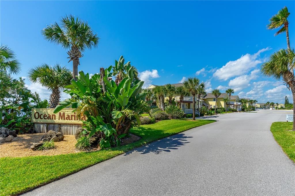 待售: $348,000 (2 贝兹, 2 浴室, 1140 平方英尺)