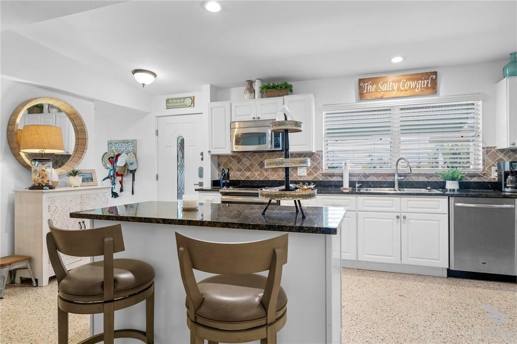 待售: $443,000 (3 贝兹, 2 浴室, 1838 平方英尺)