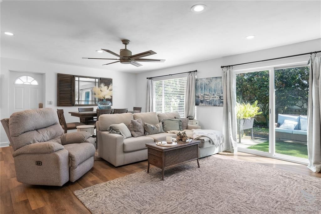 待售: $443,000 (3 贝兹, 2 浴室, 1838 平方英尺)