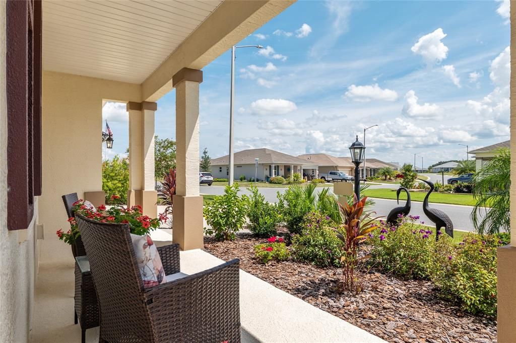 Под контрактом: $334,900 (3 спален, 2 ванн, 1959 Квадратных фут)