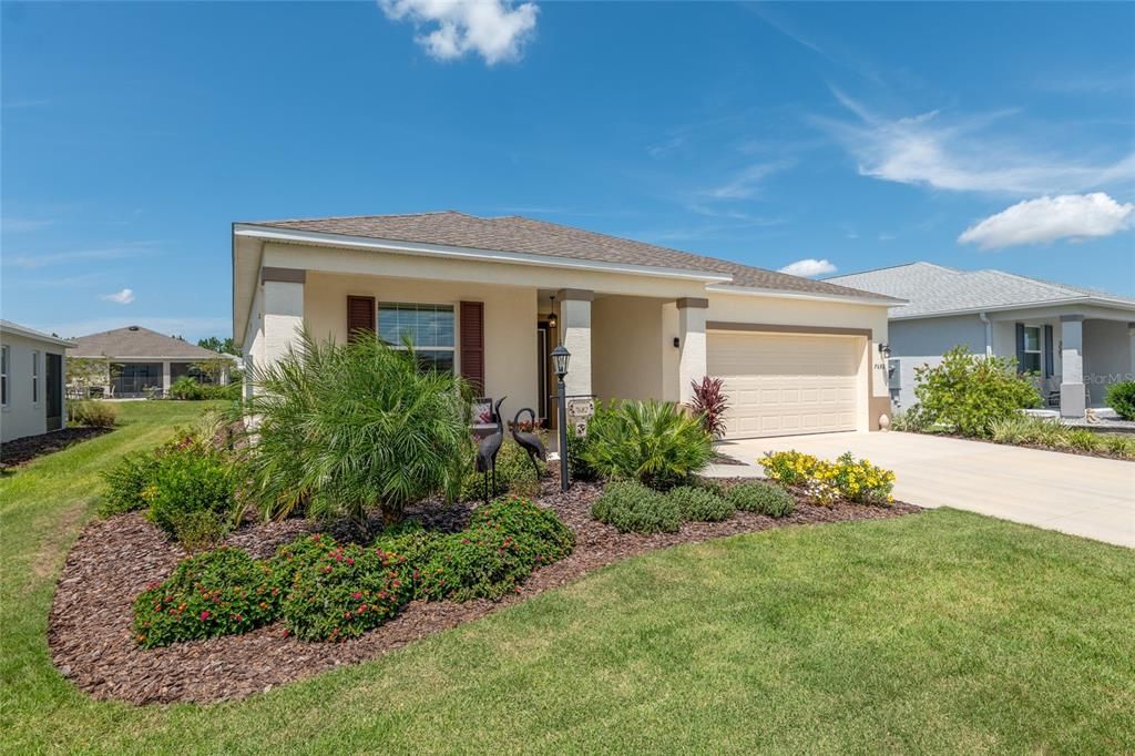 Под контрактом: $334,900 (3 спален, 2 ванн, 1959 Квадратных фут)