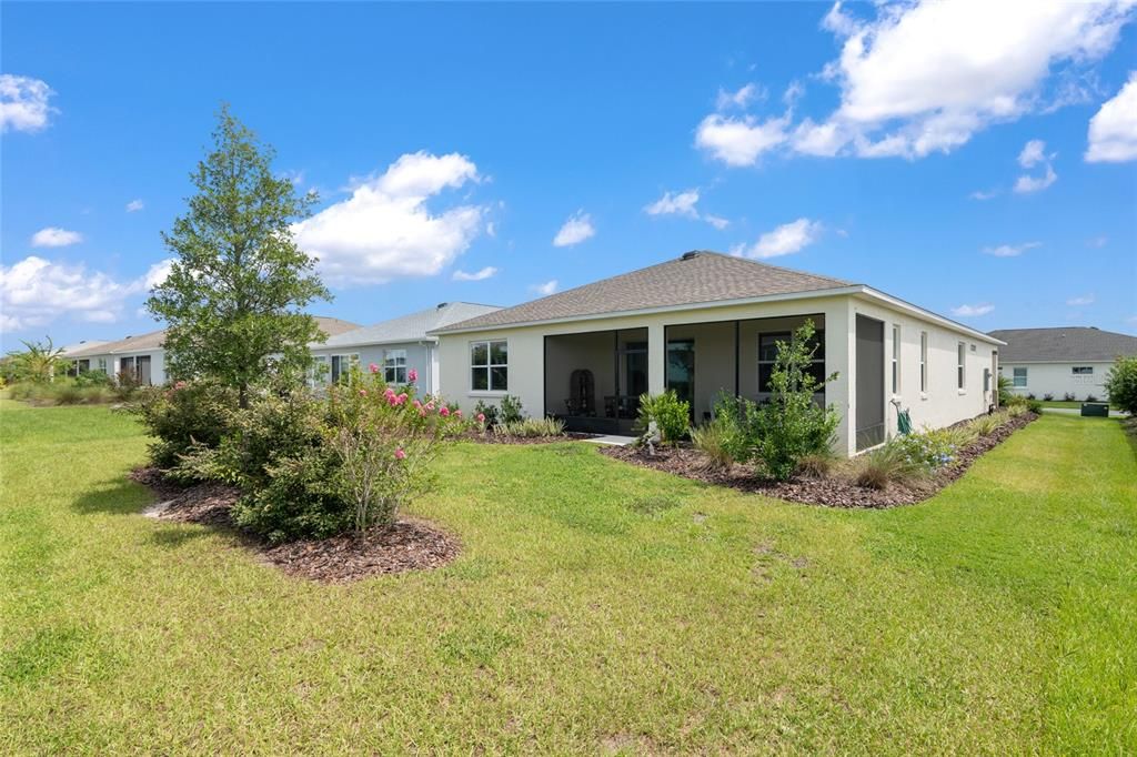 Под контрактом: $334,900 (3 спален, 2 ванн, 1959 Квадратных фут)