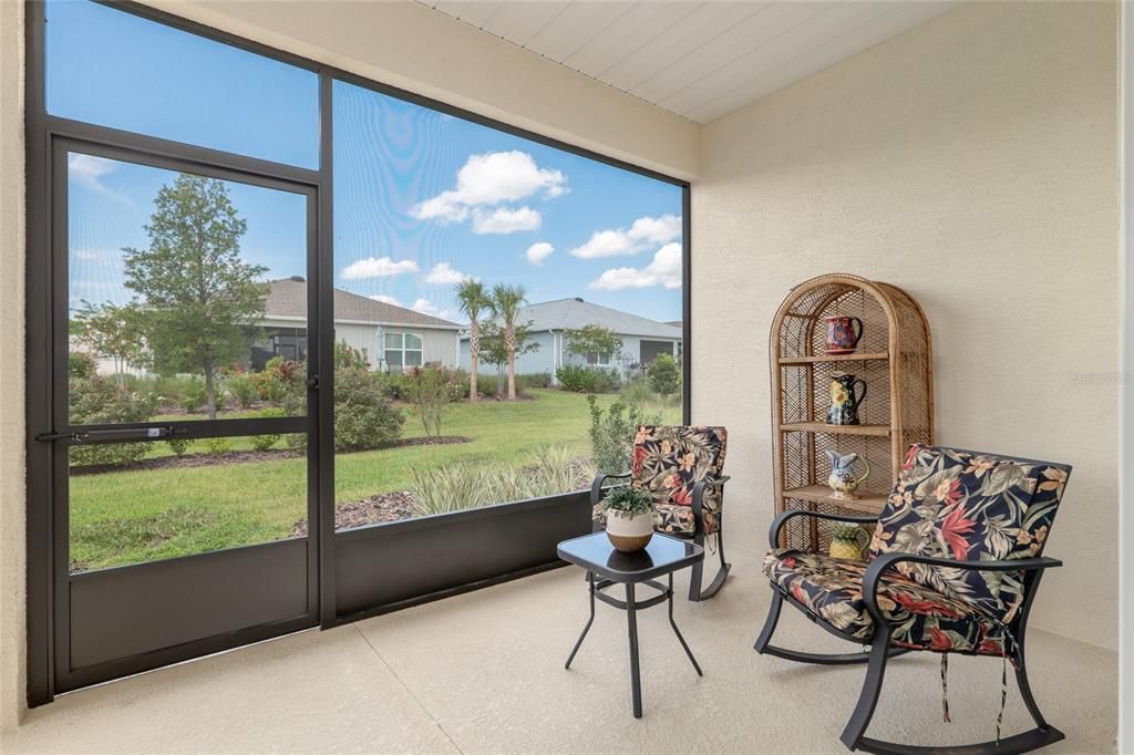 Под контрактом: $334,900 (3 спален, 2 ванн, 1959 Квадратных фут)