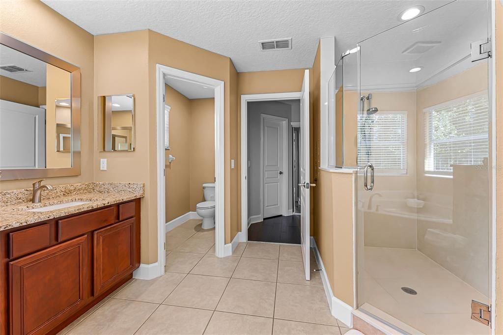 For Sale: $875,000 (5 beds, 3 baths, 3470 Square Feet)