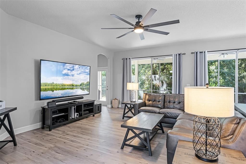 For Sale: $875,000 (5 beds, 3 baths, 3470 Square Feet)