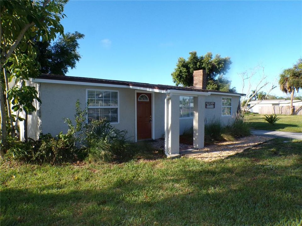 Activo con contrato: $180,000 (3 camas, 1 baños, 1209 Pies cuadrados)