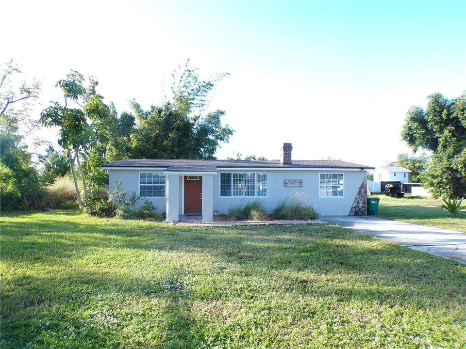 Activo con contrato: $180,000 (3 camas, 1 baños, 1209 Pies cuadrados)