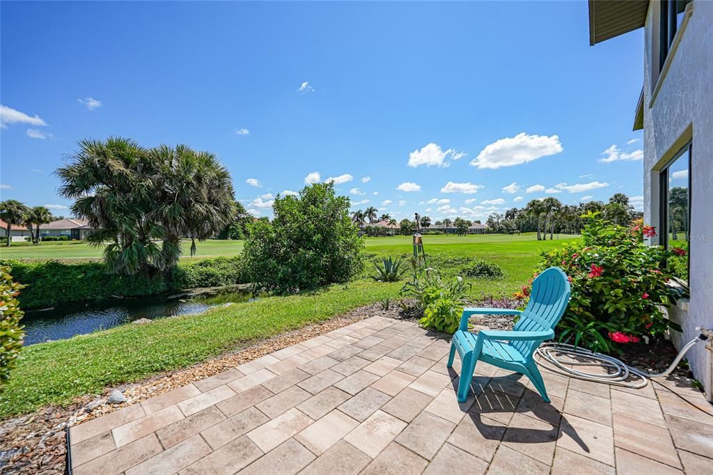 For Sale: $279,000 (2 beds, 2 baths, 1120 Square Feet)