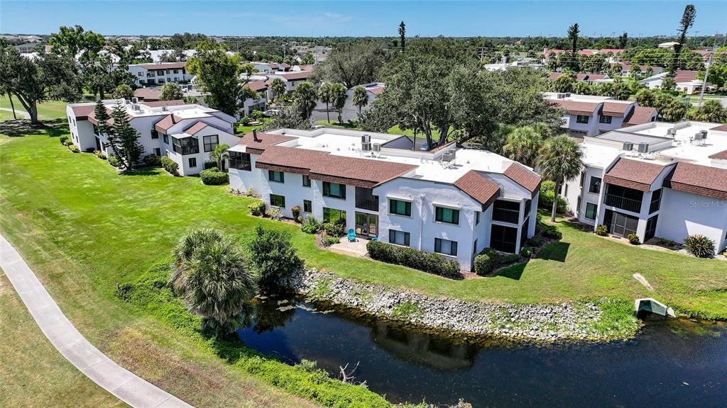 For Sale: $279,000 (2 beds, 2 baths, 1120 Square Feet)