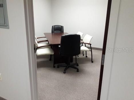 Под контрактом: $195,900 (0 спален, 0 ванн, 905 Квадратных фут)