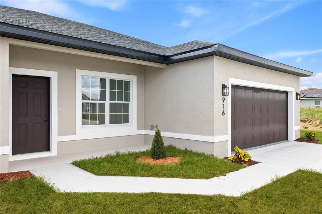 Active With Contract: $299,990 (4 beds, 2 baths, 1708 Square Feet)