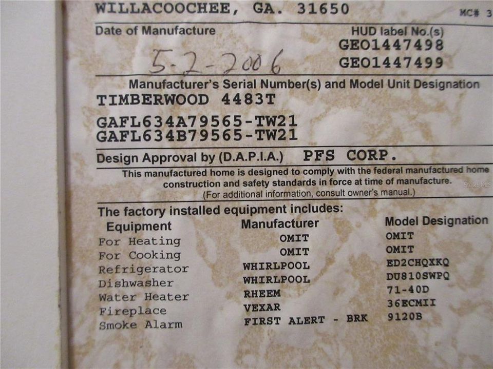 合同活跃: $170,000 (3 贝兹, 2 浴室, 1293 平方英尺)