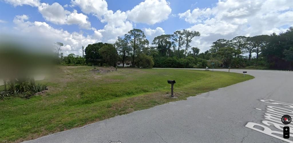 待售: $40,000 (0.29 acres)