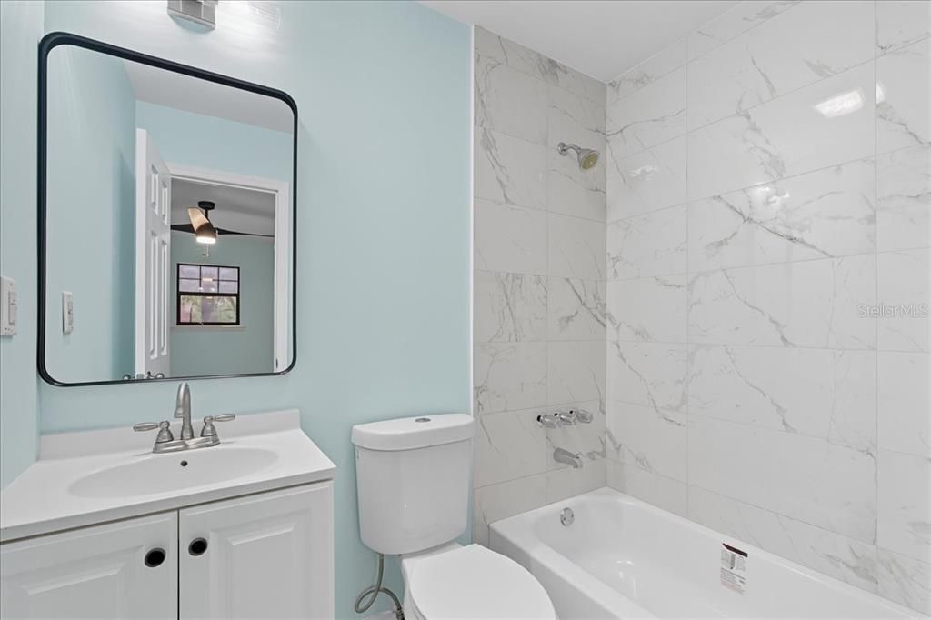 For Sale: $205,000 (3 beds, 2 baths, 1008 Square Feet)