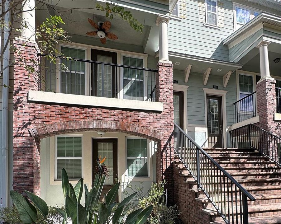 Active With Contract: $445,000 (3 beds, 3 baths, 1820 Square Feet)