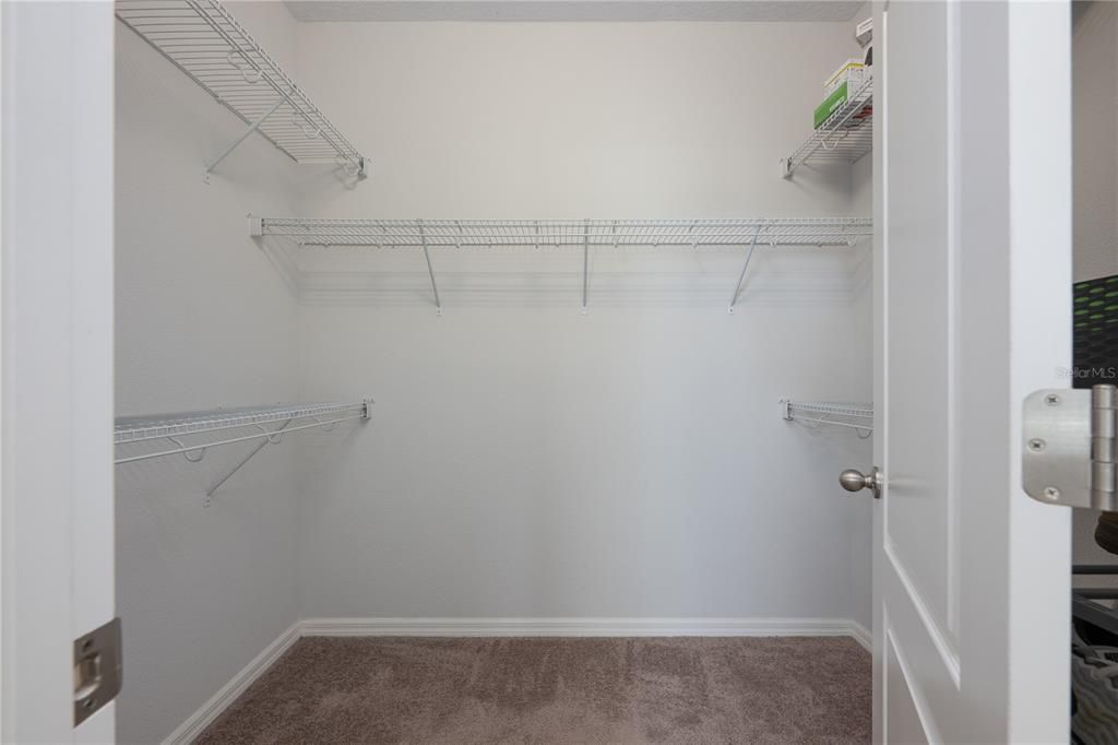 Active With Contract: $445,000 (3 beds, 3 baths, 1820 Square Feet)