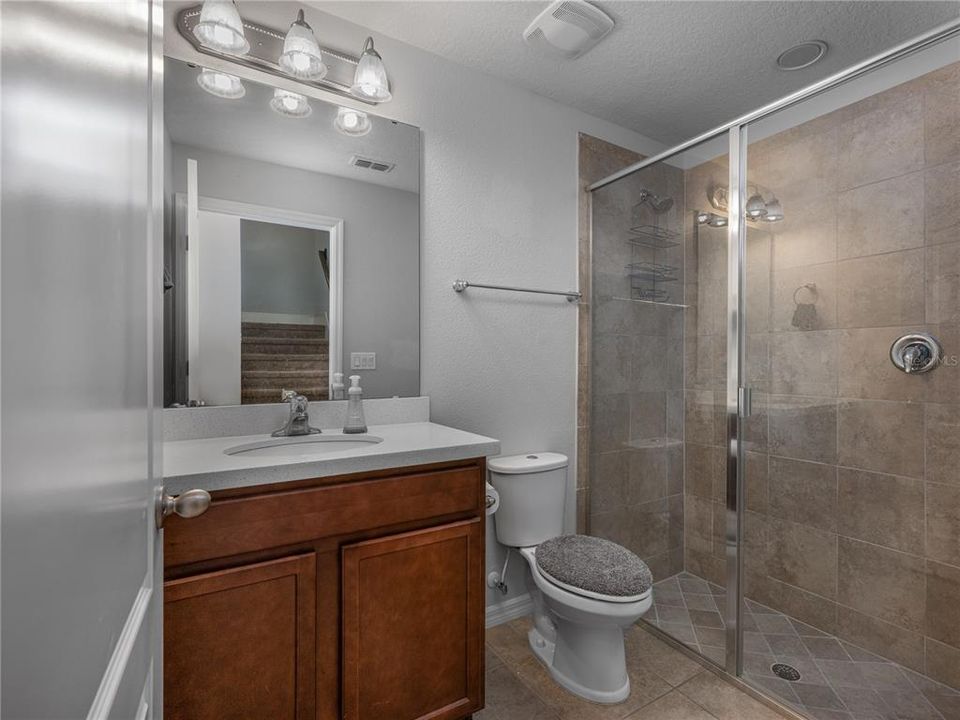 Active With Contract: $445,000 (3 beds, 3 baths, 1820 Square Feet)