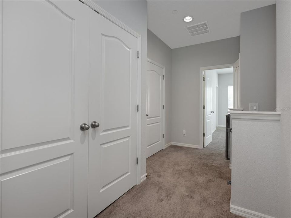 Active With Contract: $445,000 (3 beds, 3 baths, 1820 Square Feet)