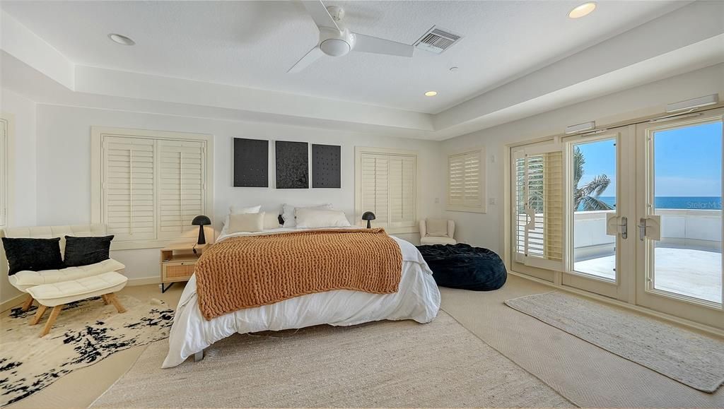 待售: $19,750,000 (6 贝兹, 6 浴室, 9328 平方英尺)