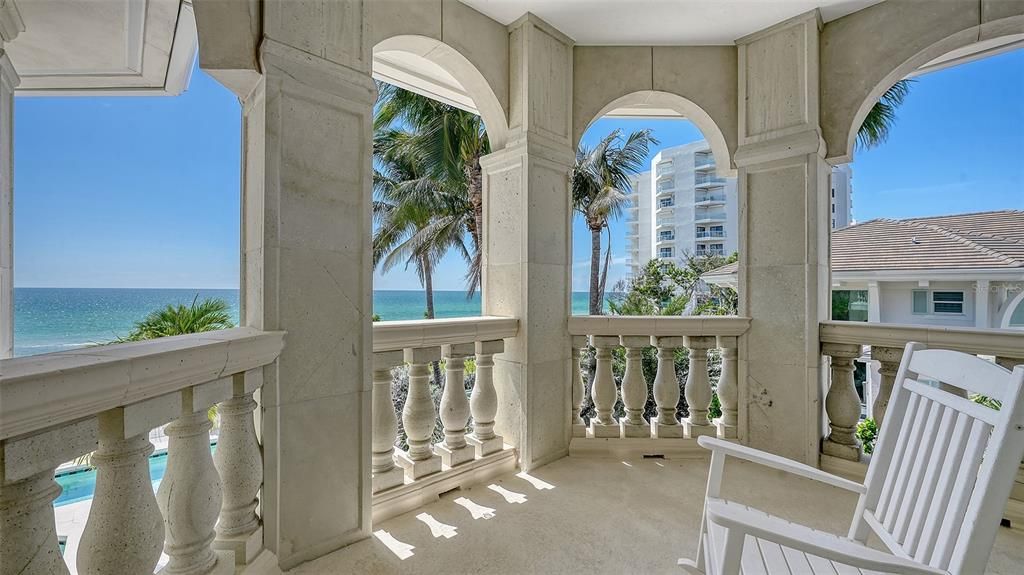 待售: $19,750,000 (6 贝兹, 6 浴室, 9328 平方英尺)