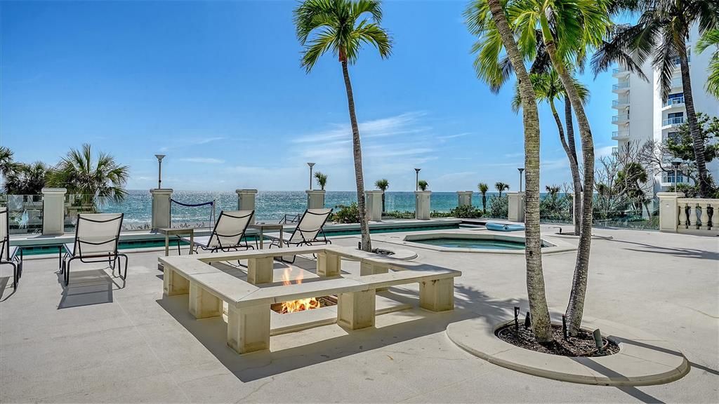 待售: $19,750,000 (6 贝兹, 6 浴室, 9328 平方英尺)