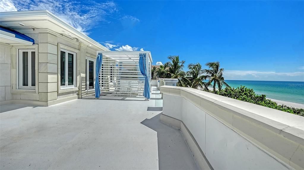 待售: $19,750,000 (6 贝兹, 6 浴室, 9328 平方英尺)