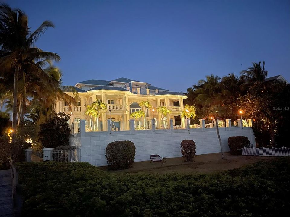 待售: $19,750,000 (6 贝兹, 6 浴室, 9328 平方英尺)